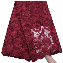 Charger l&#39;image dans la galerie, Sunflower Pattern Guipure Cord Lace 17966-Dark Red
